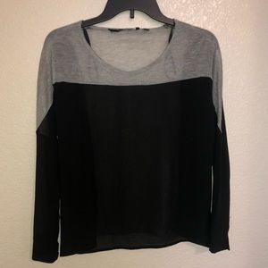 Kardashian Kollection- Long sleeve top